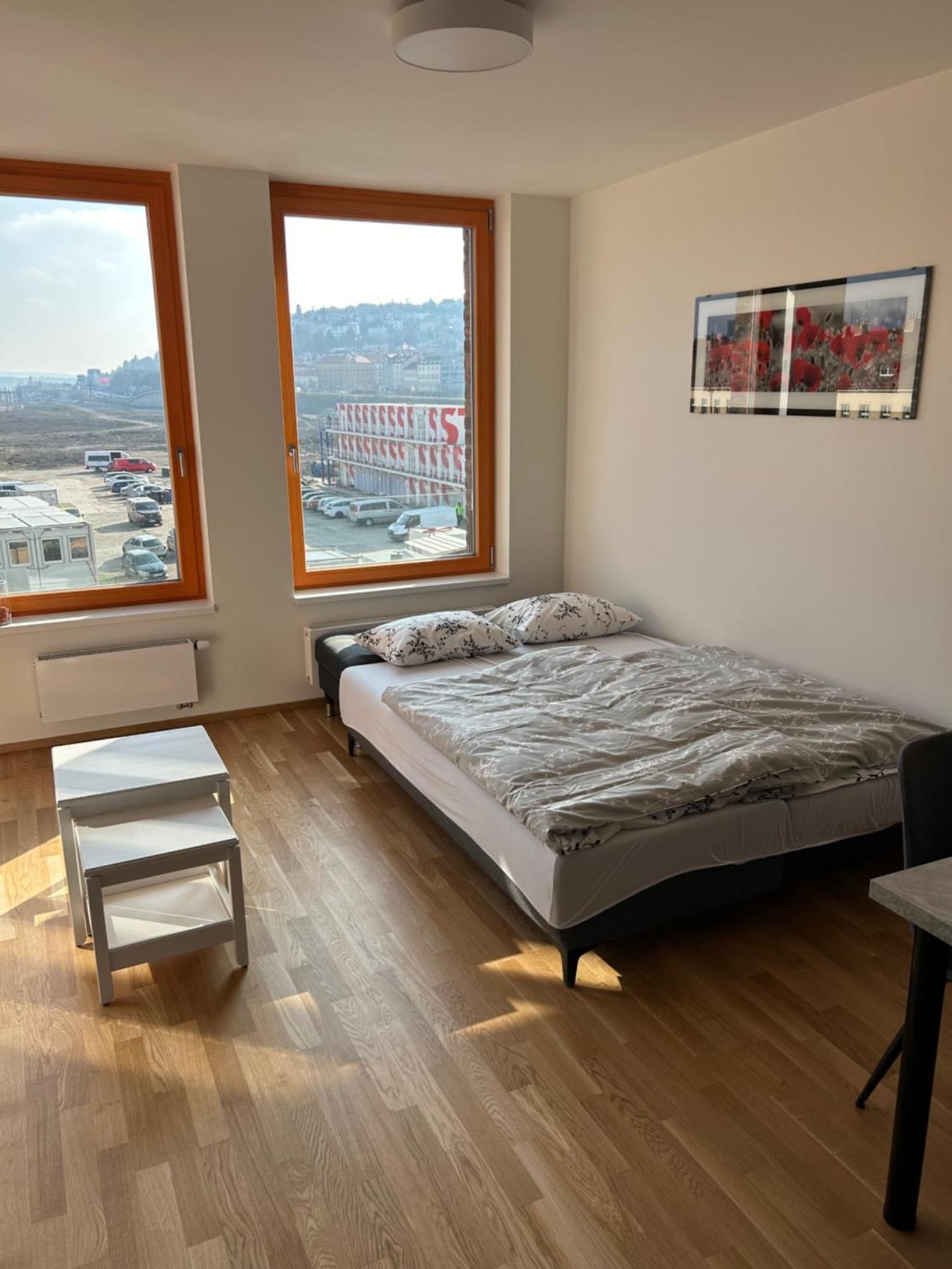Prague Smichov Andel Apartment Praga Exterior foto